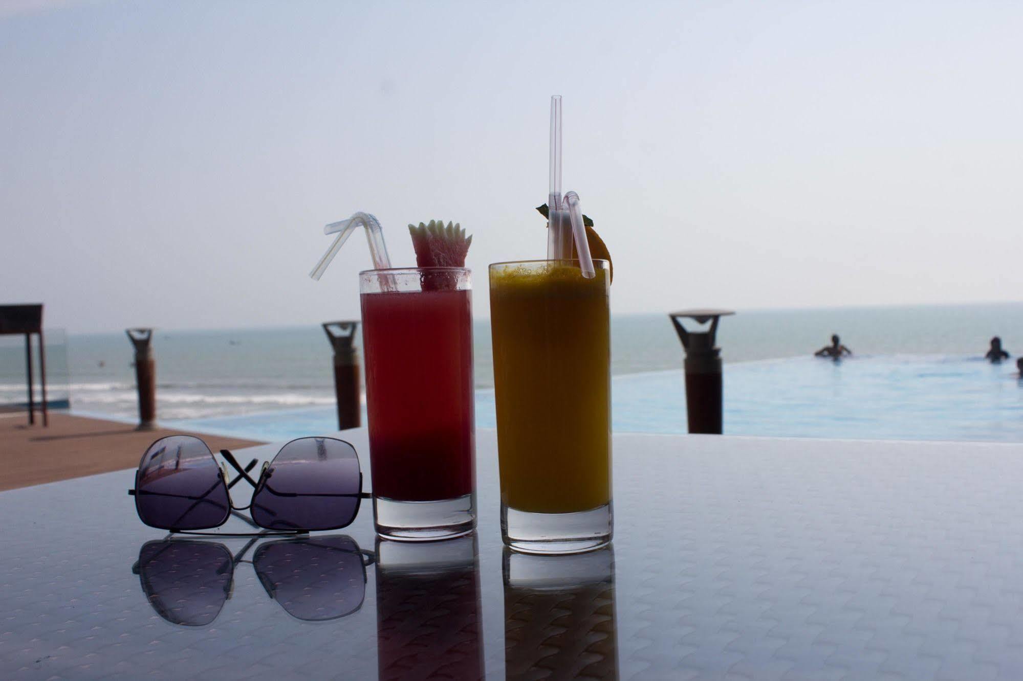 Sayeman Beach Resort Cox's Bazar Bagian luar foto